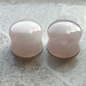 Diablo Organics Rose Quartz Plugs